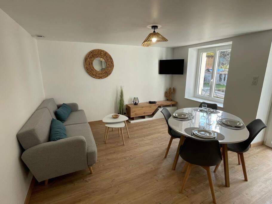 Logement Idealement Situe Sur La Voie Verte Celles-sur-Plaine Eksteriør billede
